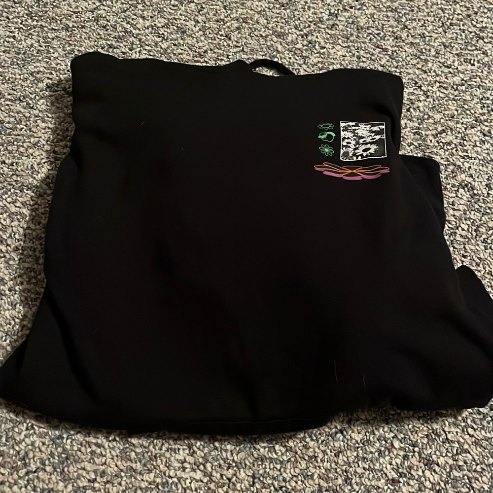 Women’s small sweatshirt- bought from PacSun